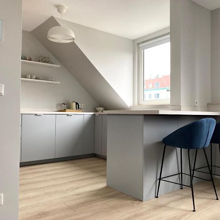 Zentrale Ferienwohnung Fuer Bis Zu 4 Personen Бремергафен Екстер'єр фото
