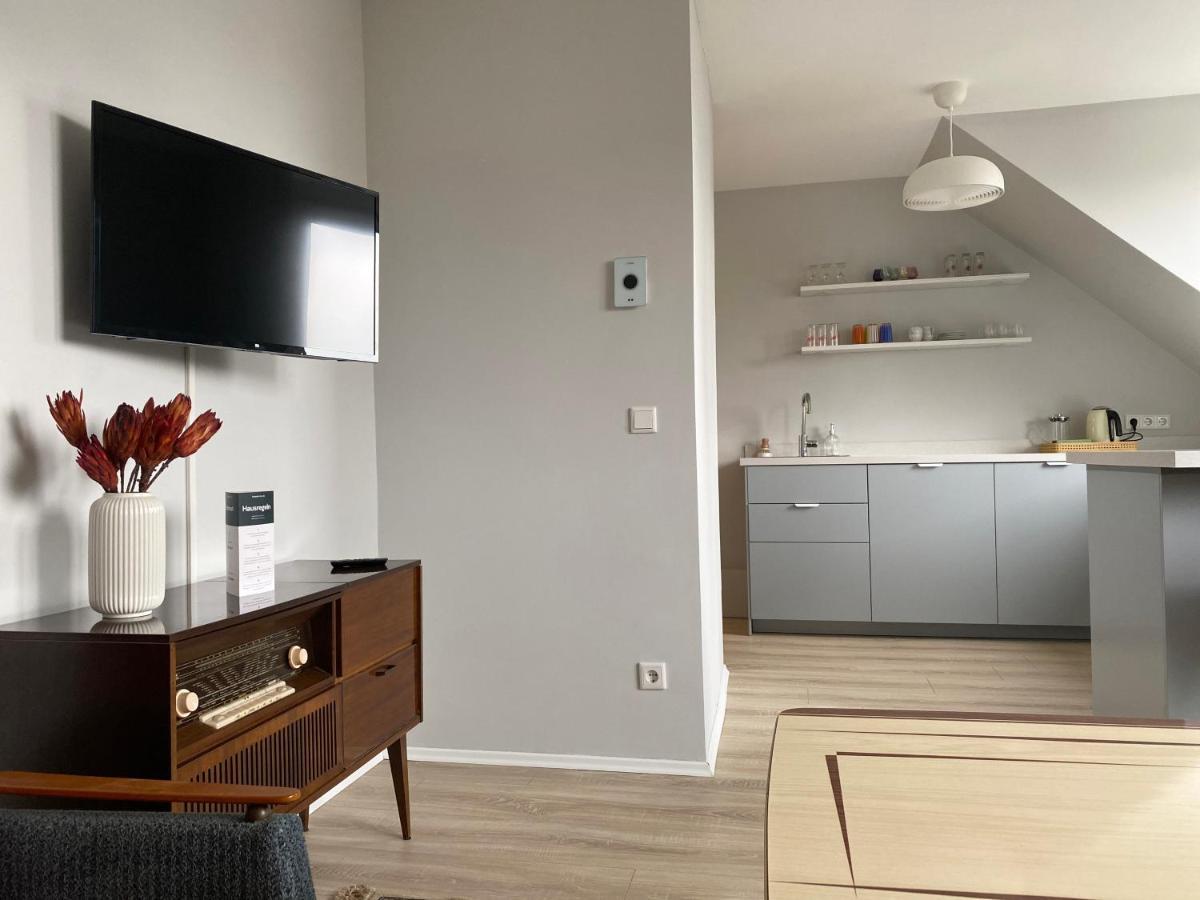 Zentrale Ferienwohnung Fuer Bis Zu 4 Personen Бремергафен Екстер'єр фото