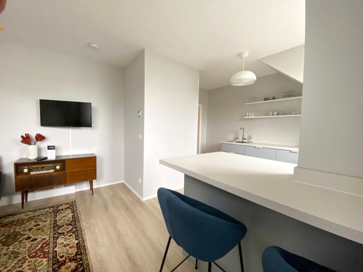 Zentrale Ferienwohnung Fuer Bis Zu 4 Personen Бремергафен Екстер'єр фото